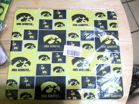 College Mousepads logos and mascots new sealed ! Fast Shipping Cover