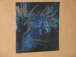ALICE IN CHAINS - "BLACK GIVES WAY TO BLUE" SIGNED CD BOOKLET! - Bild 1 von 1
