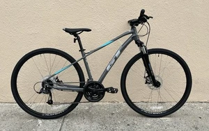 Brand New In The Box GT Transeo Comp Hybrid Bike - Picture 1 of 9