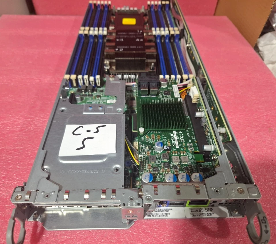 Supermicro X11DPT-B  Intel Xeon Silver 4210 2.20GHz/SRFBL Node Server  No Memory - Image 1 of 3