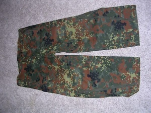 BW Flecktarn Goretex Style Wind-, Nass- und Kälteschutzhose - Bild 1 von 4