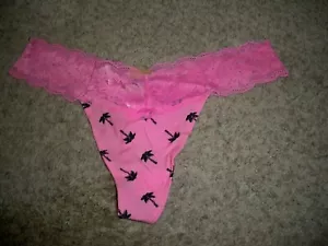 VICTORIAS SECRET THONG PALM TREE PINK MEDIUM NEW - Picture 1 of 3