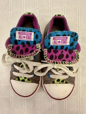 匡威 Converse Chuck Taylor 低灰色双舌无动物印花鞋 学步儿童 9 — 第 1/4 张图片