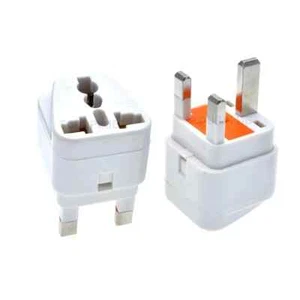 13A Universal World to UK Travel Adapter Fused Plug Converter EU, USA, AU 250V - Picture 1 of 3