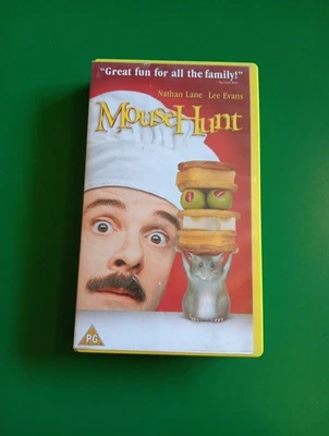 Mousehunt VHS Nathan Lane Lee Evans Family Comedy Video TESTED - Image 1 of 3