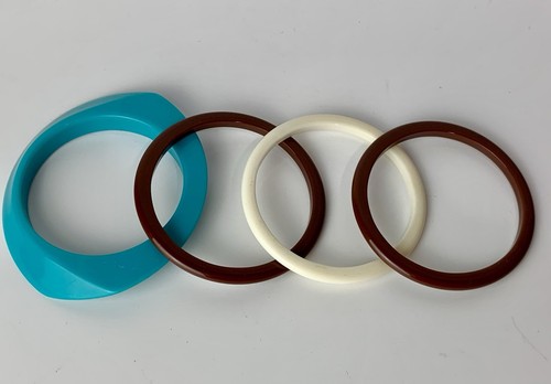 OFF WHITE Bracciali Vintage Lucite Plastica Turchese Asimmetrico + altri 3!