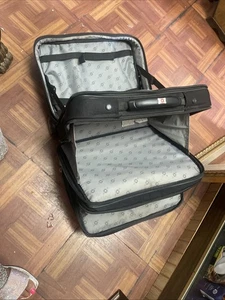 Wenger Patriot Business Travel Rolling Laptop Bag - Picture 1 of 13