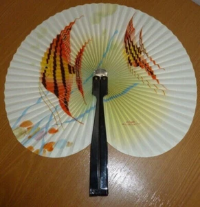 Vintage Chinese Paper Hand Fan Angel Fish Design - Picture 1 of 3