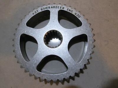 Piñón Ski Doo Summit 550f 43T 2005 Foto 1 de 3