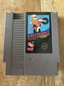 Excitebike Nintendo NES Game Cartridge 1985 Made in Japan Classic Racing - Picture 1 of 2