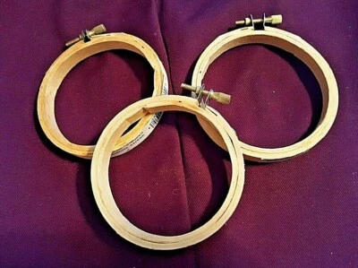 Mini Quilting Hoops-3" x 3/8"~Set of 3~NEW-Wood & Brass Screw-Westex Ind. of NJ - Изображение 1 из 2