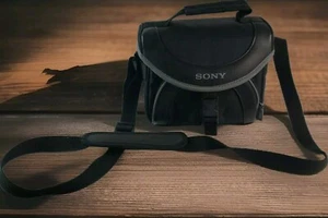 SONY Camera Bag LCS-X20 Black Padded Adjustable Shoulder Strap - Picture 1 of 4