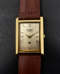 Vintage Seiko Slim Quartz Herren Armbanduhr - KOSTENLOSER VERSAND - Bild 1 von 11