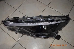 Frontscheinwerfer Toyota Corolla Cross 8115016840 Full LED Links Headlight - Bild 1 von 6