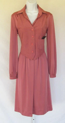 DE COLECCIÓN AÑOS 60 MOD KIMBERLY VESTIDO CHALECO CINTURÓN MALVA POLI Y MICRO GAMUZA RIBETE  Foto 1 de 4