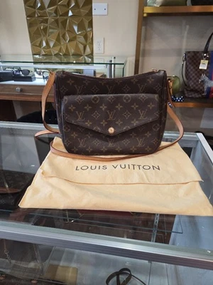[TEST LISTING - NOT FOR SALE] Louis Vuitton crossbody Mabillon Dial on Na - Image 1 of 4