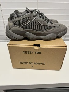 Yeezy 500 - Picture 1 of 6