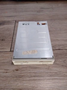 Lecteur de disquette interne Toshiba 3 1/2" 3,5" ND-356-1GR - Photo 1/2
