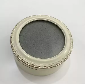 4" round wood box for needlework insert Ivory Sudberry needlepoint cross stitch - Picture 1 of 1