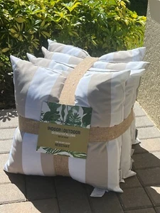 New Tommy Bahama set of 4 Beige Stripped 20in Indoor/Outdoor Decorative Pillows - Picture 1 of 3