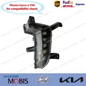 92208G2000 Genuine Fog Lamp Right Passenger Side for Hyundai 2017-2019 - Bild 1 von 5