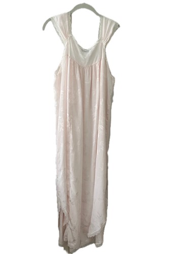 Camicia da notte vintage Christian Dior rosa setosa bordo pizzo nastri e perle (M)