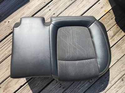 2017-2022 Chevrolet Trax REAR LEFT lower seat cushion cloth/leatherette 42527300 Foto 1 de 4