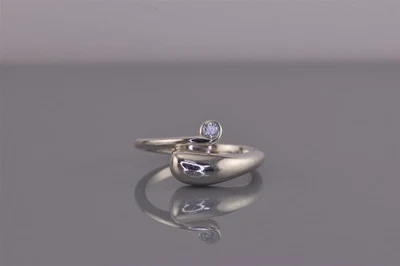 Anillo Monet Plata Esterlina Hinchado Circonita Cónica Envolvente Banda 925 Talla: 6 Foto 1 de 4