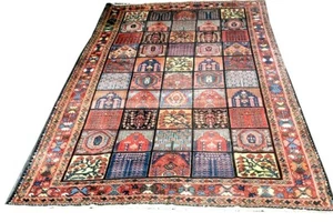 A Sensational Antique Gallery Size Panel pattern Bakhtiari Rug - Picture 1 of 9