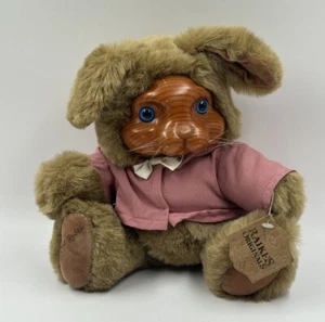 Peluche Robert Raikes Rabbit Bunny Brett con etiqueta #20401 peluche cara tallada en madera - Imagen 1 de 5