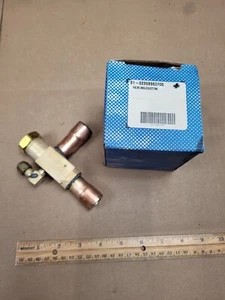 Válvula de ángulo de succión York Sporlan 7/8" S1-02208963700 (resistida por almacenamiento) - Imagen 1 de 3