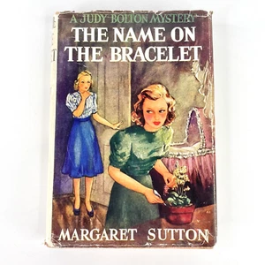 The Name on the Bracelet Hardback Book Margaret Sutton A Judy Bolton Mystery - Picture 1 of 24