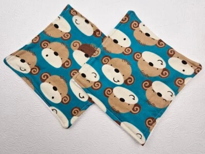 Juego de 2 paños/lavables 8" por 8" franela y tela de rizo monos hechos a mano Foto 1 de 4