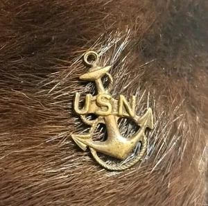 Original WWll US NAVY Sweetheart Pin Anchor Shield - Imagen 1 de 2