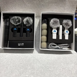 Microfono wireless Lavalier BIANCO o NERO per iPhone iPad, TikTok, Vlog - Foto 1 di 5