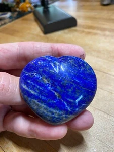 Lapislazzuli Premium Cristallo Minerale Gemma Artigianale Intagliato A Mano Cuore Esemplare - Foto 1 di 8