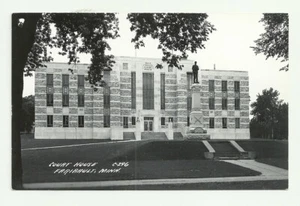 VINTAGE REAL PHOTO POSTCARD COURT HOUSE FARIBAULT MINNESOTA - Picture 1 of 2