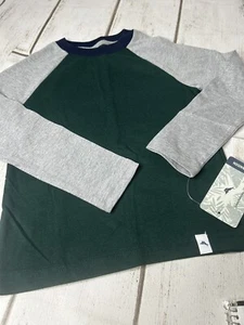 Boys Tommy Bahama Long Sleeved T-shirt Size XS (4) Brand New - Picture 1 of 8
