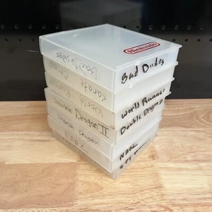Estuche de juego oficial transparente para Nintendo NES Rental de plástico con carcasa de almeja auténtico OEM - Imagen 1 de 4