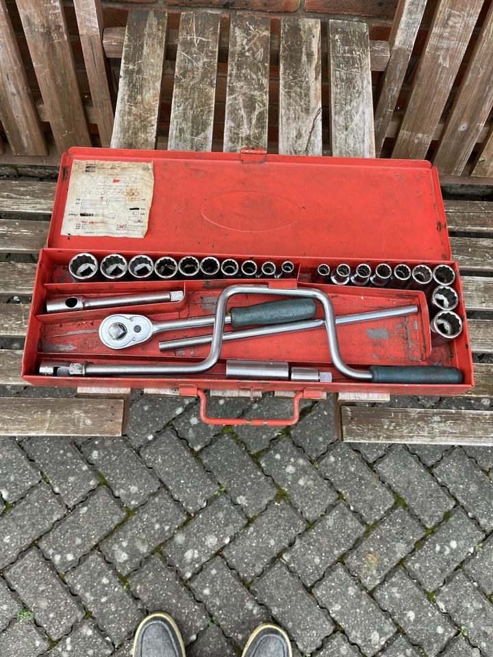 Britool 27 Piece 1/2 Drive Socket Set Metric & AF Sizes - Image 1 of 4