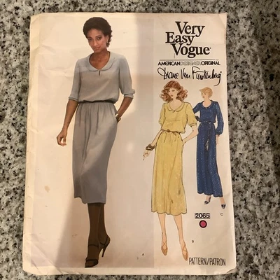  Vogue Sewing Pattern Diane Von Furstenberg Misses' Pullover Dress 2065 Sz 10 UC - Image 1 of 4