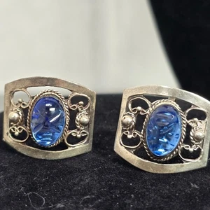Jugendstil Mexiko Ohrringe geschnitztes Gesicht blaues Glas Sterlingsilber Schraubverschluss - Bild 1 von 6