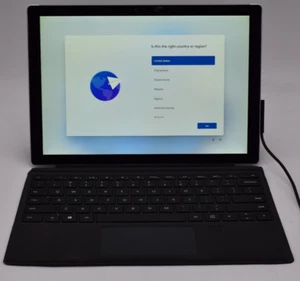 MicroSoft SURFACE PRO 4 1724 i5-6300U @ 2.40GHz 4GB RAM 128GB SSD WIN11 *READ - Picture 1 of 8