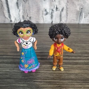 Lote de 2 figuras de acción pequeñas Disney Encanto Mirabel y Antonio - Imagen 1 de 5