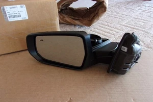 2019 2021 2022 CHEVY MALIBU LEFT MIRROR BLIND SPOT 84705511 NEW OEM - Picture 1 of 4