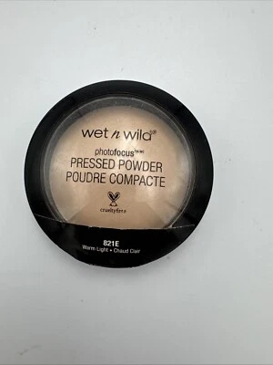 Wet N Wild Photo Focus Pressed Powder #821E Warm Light - Image 1 of 2