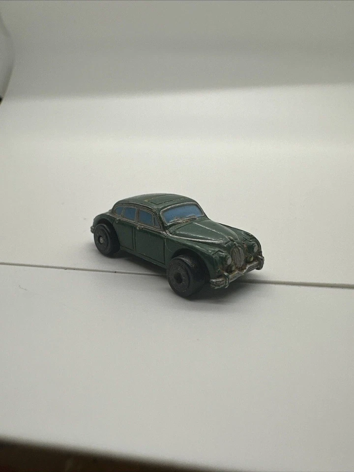 Vintage Micro Machines Jaguar MK II 3.8 Green LGTI 1996 - Image 1 of 4