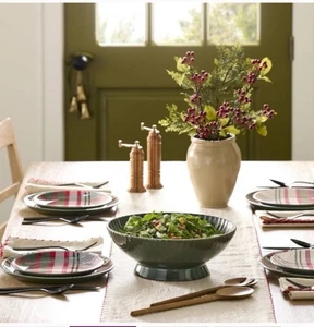 Hearth &Hand Magnolia 10”Christmas Plaid Melamine Salad Plates Set of 4 BPA Free - Picture 1 of 3