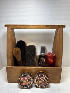 Vintage Holz Schuhputzständer & Caddy Tragebox mit Zubehörbürsten - Bild 1 von 12