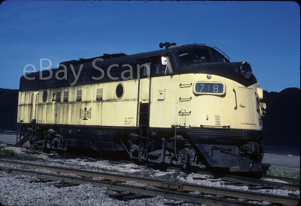 Diapositiva original - B&LE PC Dock F7A 718 Conneaut OH en 1987 Foto 1 de 1